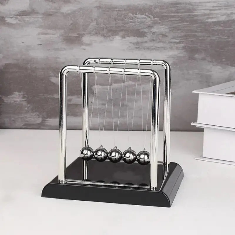Newton's Cradle Miniature